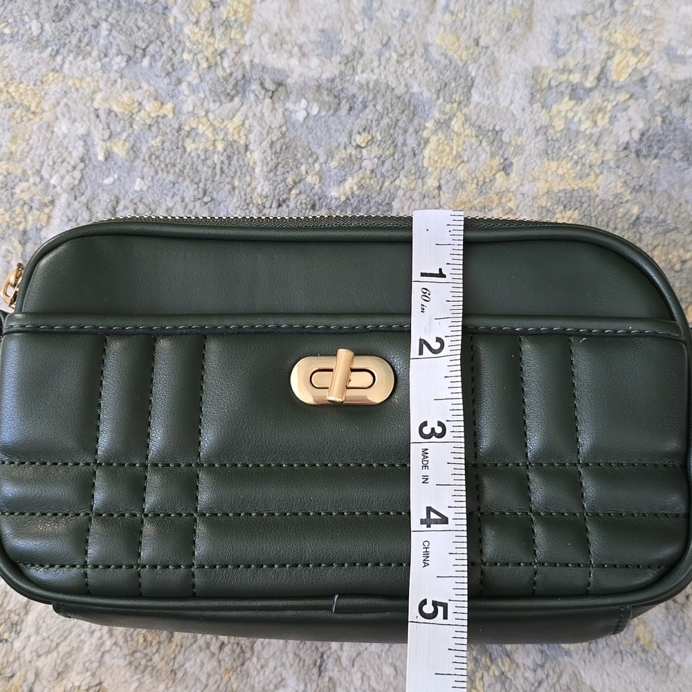 Quilted Faux Leather Crossbody Bag | Forest Green Phone Bag | Triple Compartment - Picture 13 of 16
